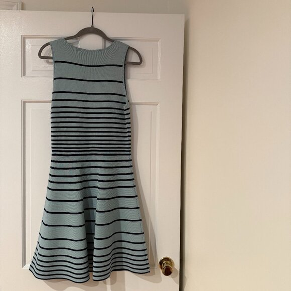 Cynthia Steffe Sleeveless Dress -- Medium - Picture 2 of 3